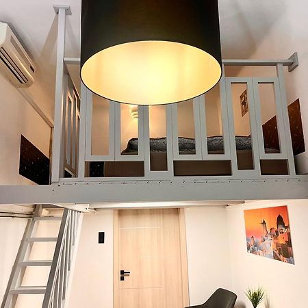 Apartamento Ernesto 17 With Free Parking Possibility Budapest Exterior foto