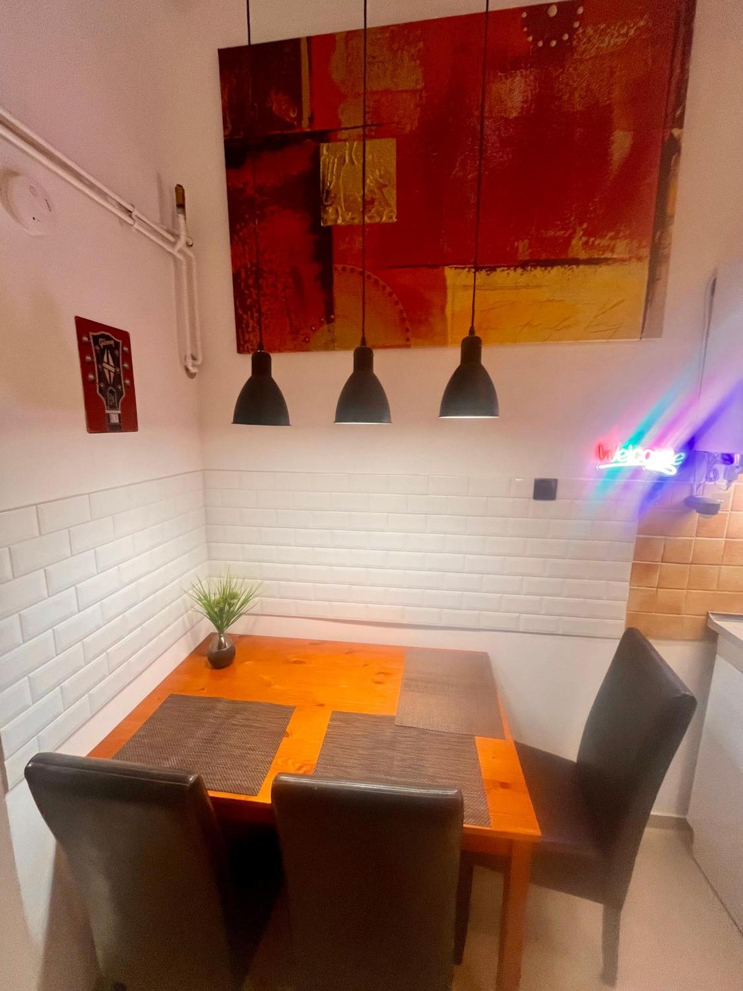 Apartamento Ernesto 17 With Free Parking Possibility Budapest Exterior foto