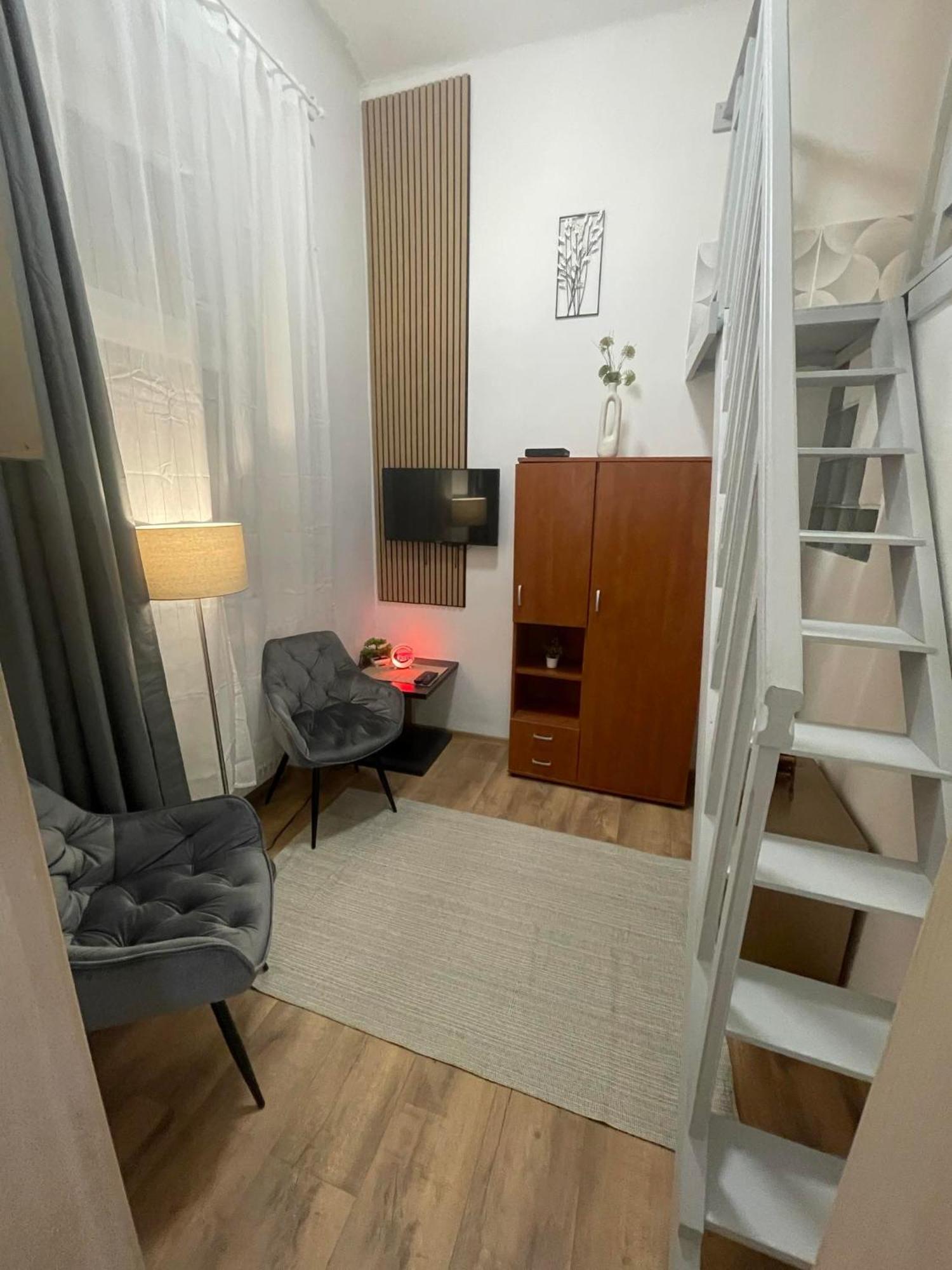 Apartamento Ernesto 17 With Free Parking Possibility Budapest Exterior foto