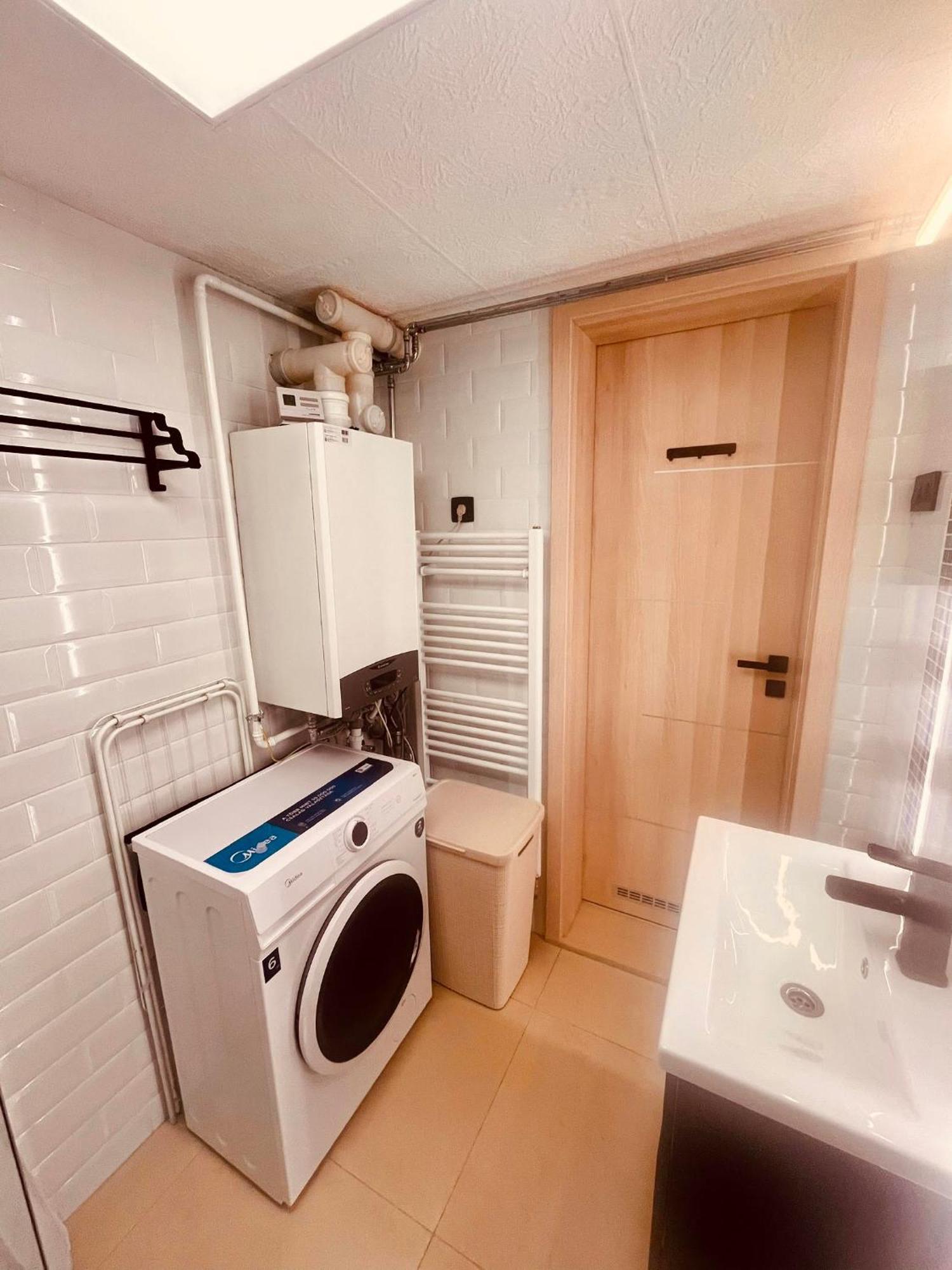 Apartamento Ernesto 17 With Free Parking Possibility Budapest Exterior foto